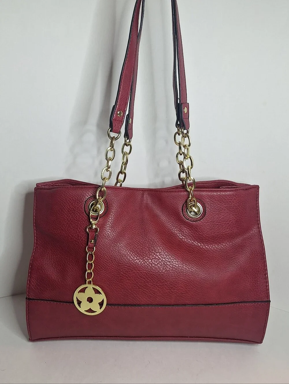 Bueno Red Faux Vegan Leather Shoulder Bag Gold Chain Strap Charm Medium Purse